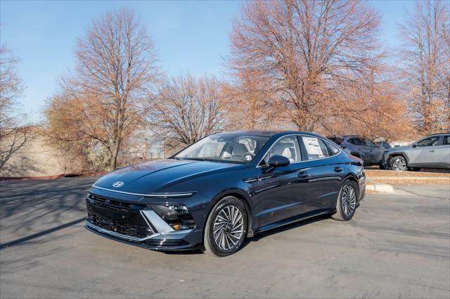 new 2025 Hyundai Sonata Hybrid car, priced at $39,120