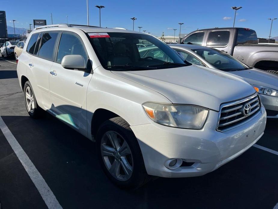 used 2010 Toyota Highlander car, priced at $8,800