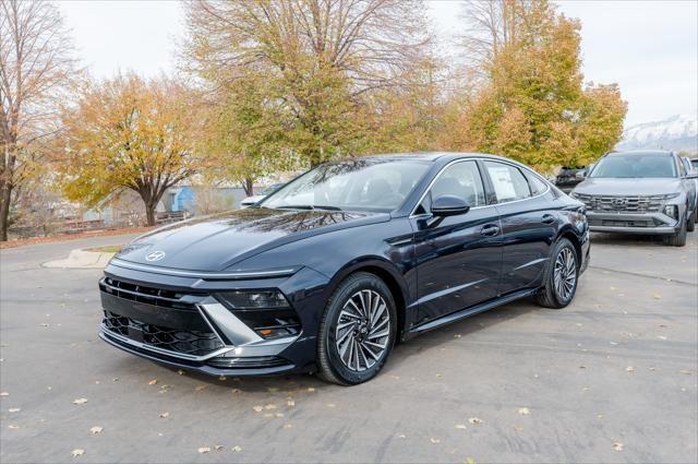 new 2025 Hyundai Sonata Hybrid car, priced at $32,740