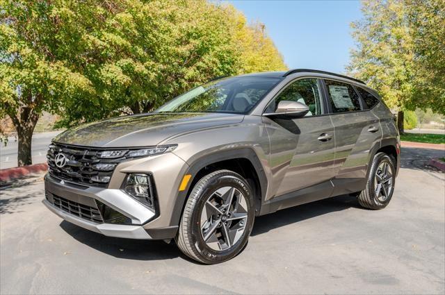 new 2025 Hyundai Tucson Hybrid car