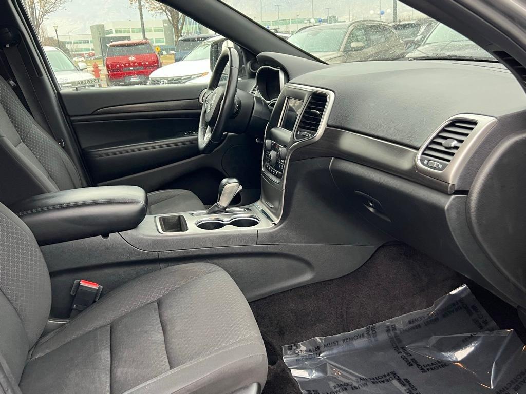 used 2018 Jeep Grand Cherokee car, priced at $12,734