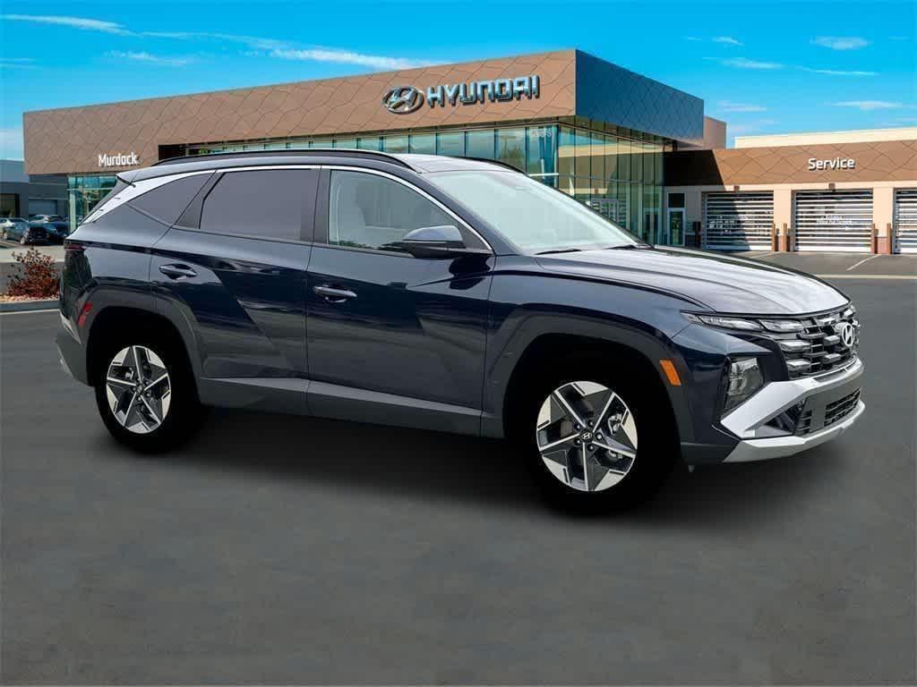 new 2025 Hyundai TUCSON Hybrid car, priced at $38,440