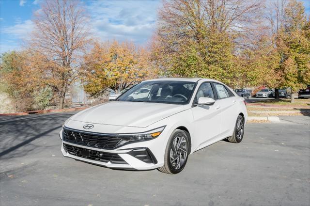 new 2025 Hyundai Elantra HEV car, priced at $31,560