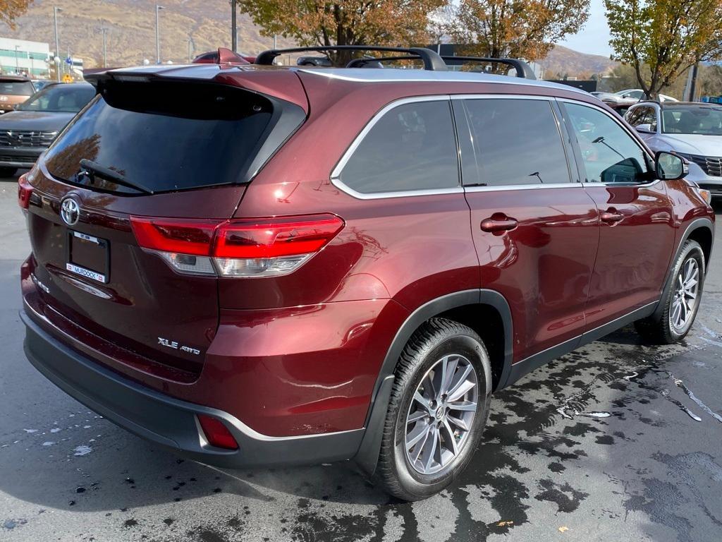 used 2019 Toyota Highlander car, priced at $26,456