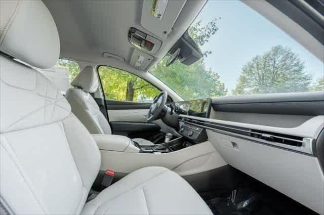 new 2025 Hyundai Tucson car, priced at $30,895