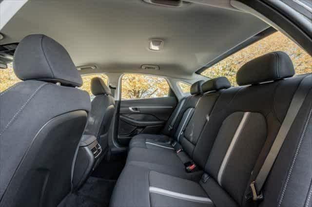 new 2025 Hyundai Sonata Hybrid car, priced at $33,223