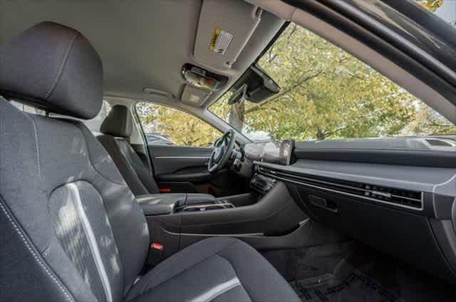 new 2025 Hyundai Sonata Hybrid car, priced at $31,970