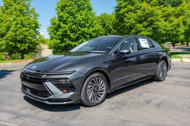 new 2025 Hyundai Sonata Hybrid car, priced at $39,160