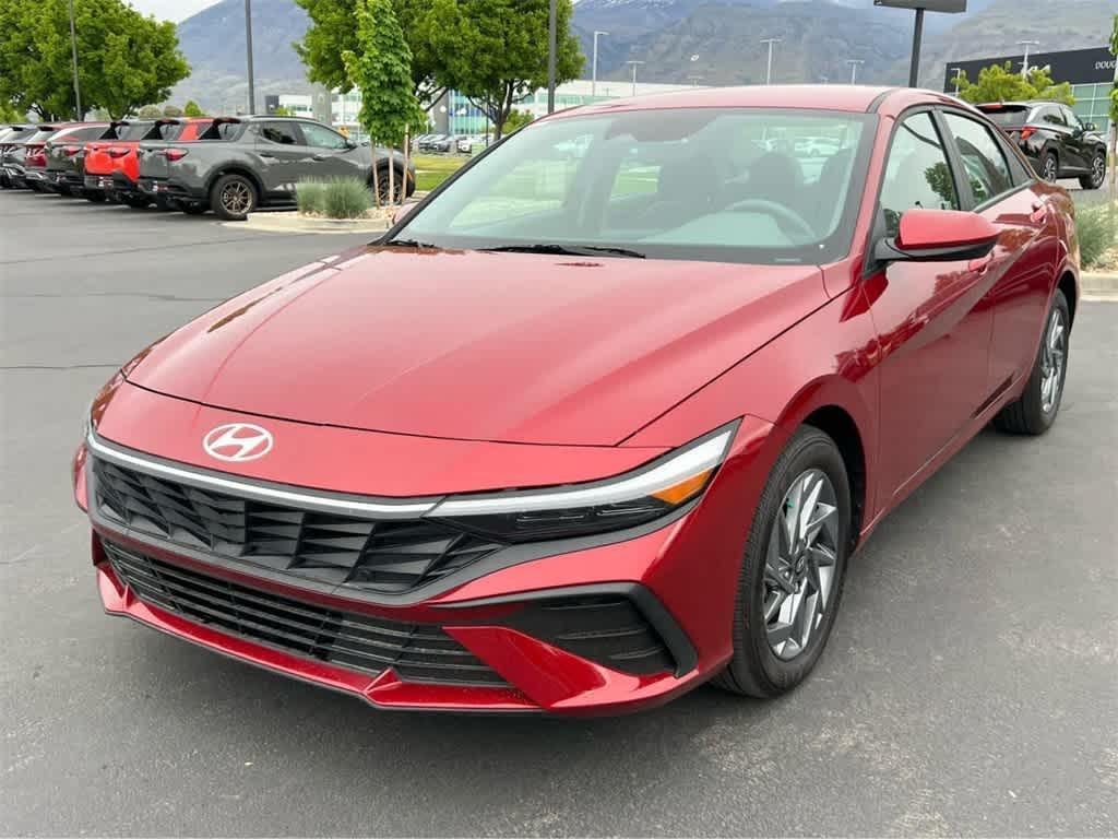 new 2024 Hyundai Elantra car, priced at $21,349