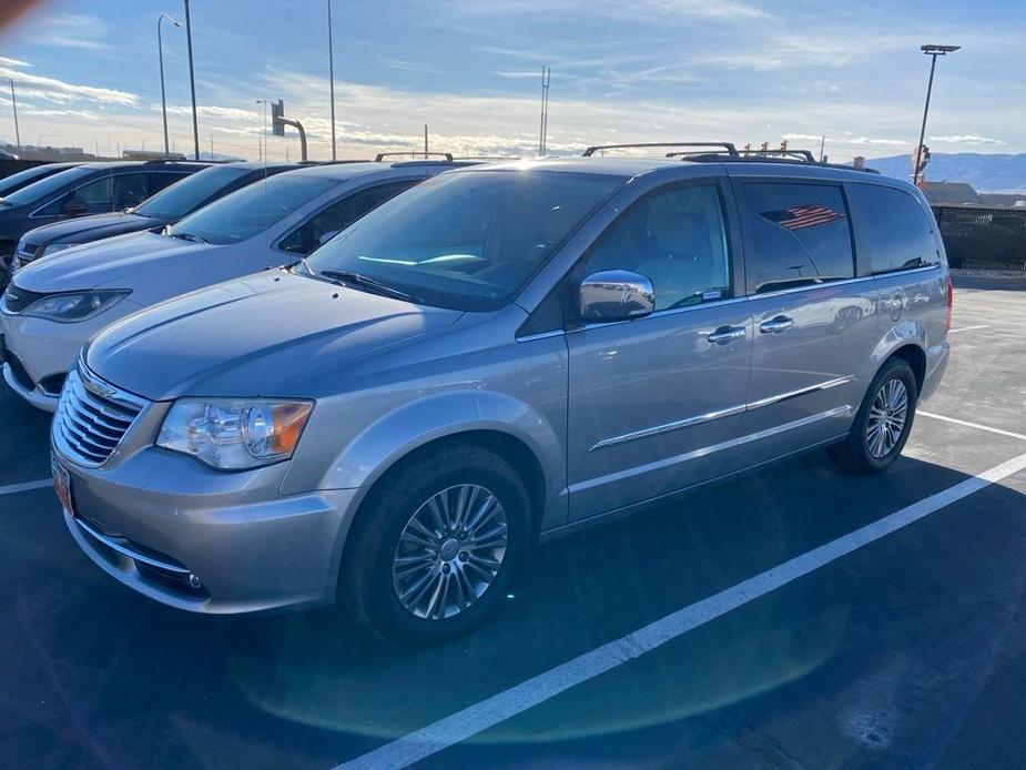 used 2014 Chrysler Town & Country car, priced at $8,200