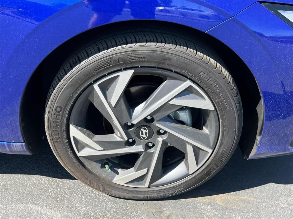 new 2025 Hyundai Elantra car, priced at $26,350