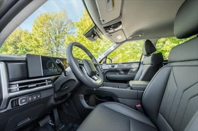 new 2025 Hyundai Santa Fe car, priced at $39,275