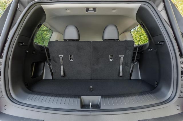 new 2025 Hyundai Santa Fe car, priced at $41,275