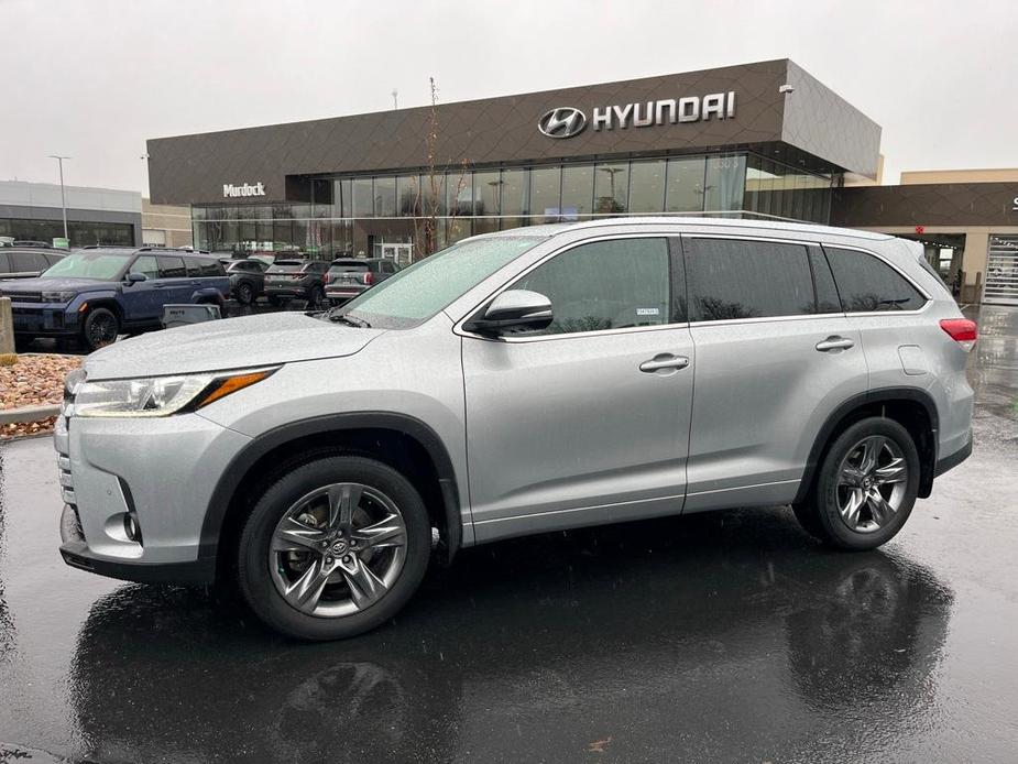 used 2018 Toyota Highlander car, priced at $29,520