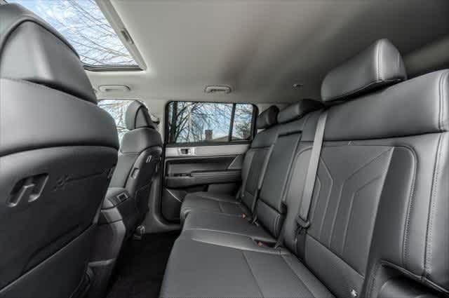 new 2025 Hyundai Santa Fe car, priced at $47,577