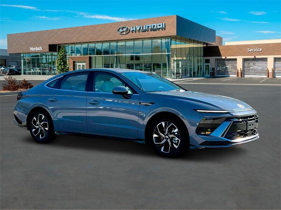 new 2024 Hyundai Sonata car, priced at $30,720