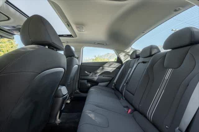new 2025 Hyundai Elantra car, priced at $25,205