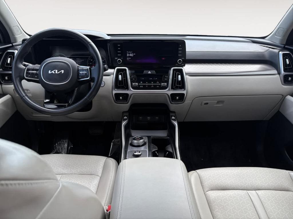used 2022 Kia Sorento Hybrid car, priced at $26,537