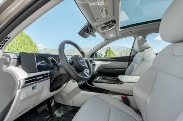 new 2025 Hyundai TUCSON Hybrid car, priced at $36,757