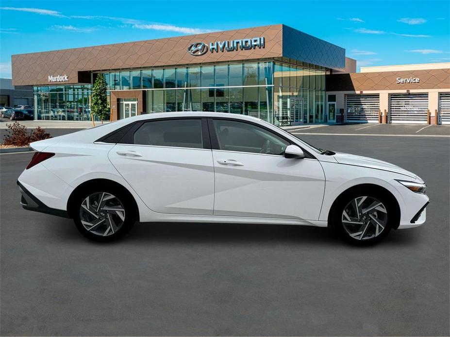 new 2025 Hyundai Elantra car, priced at $27,785