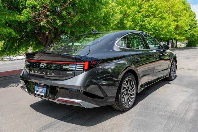 new 2025 Hyundai Sonata Hybrid car, priced at $32,715