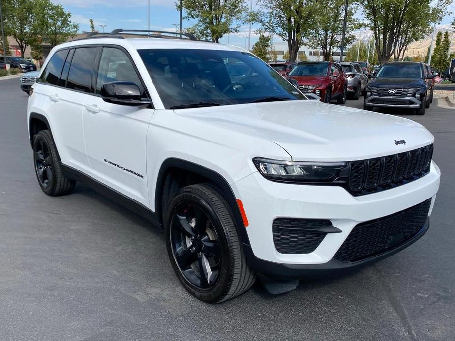 used 2023 Jeep Grand Cherokee car, priced at $35,744