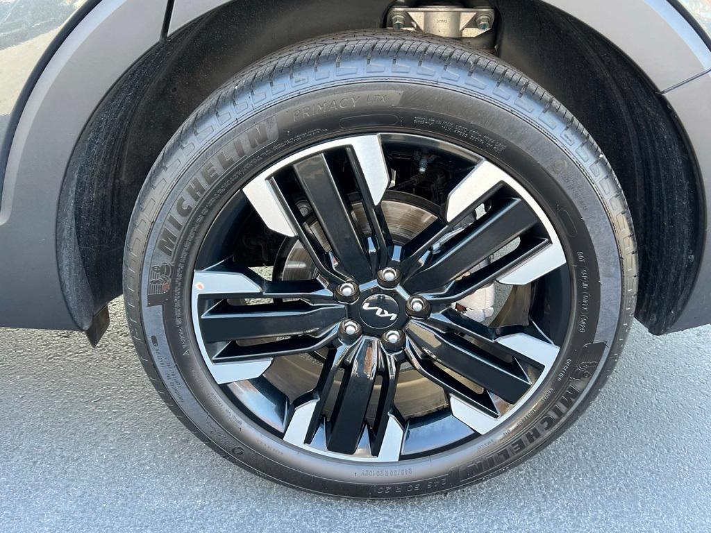 used 2024 Kia Telluride car, priced at $46,115