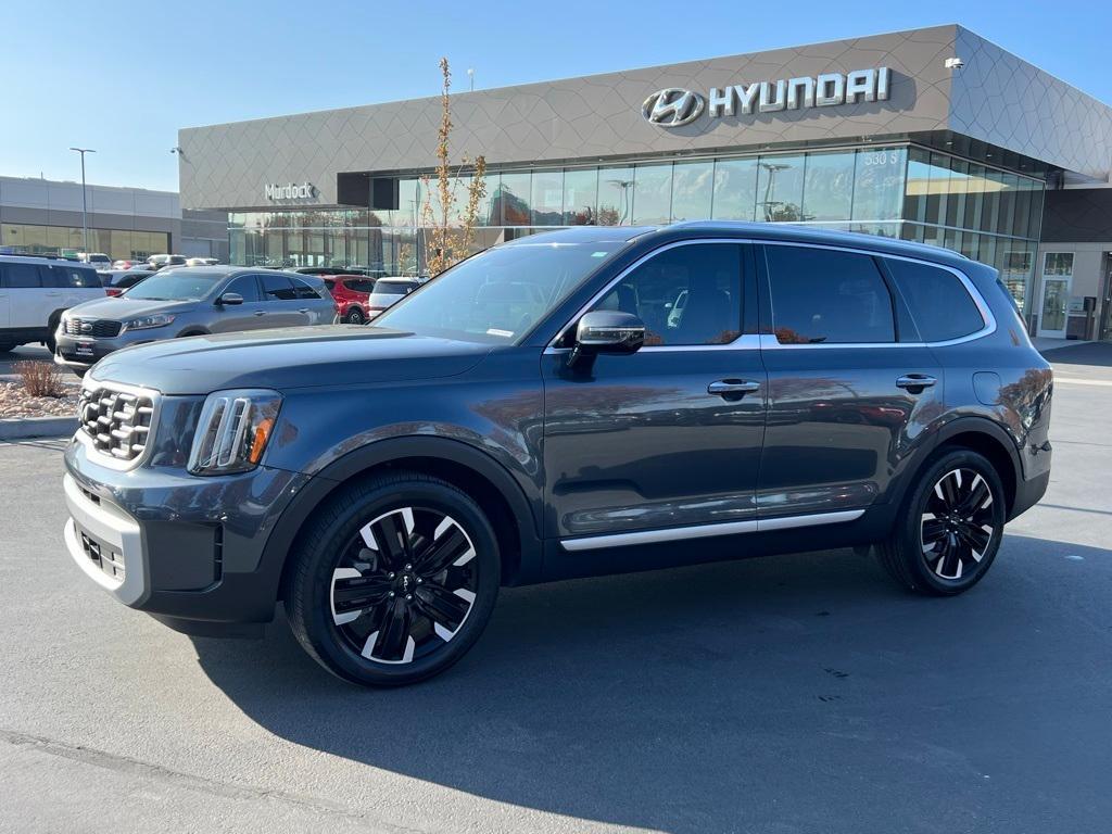 used 2024 Kia Telluride car, priced at $46,115