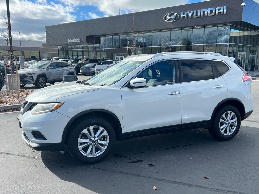 used 2016 Nissan Rogue car, priced at $13,714