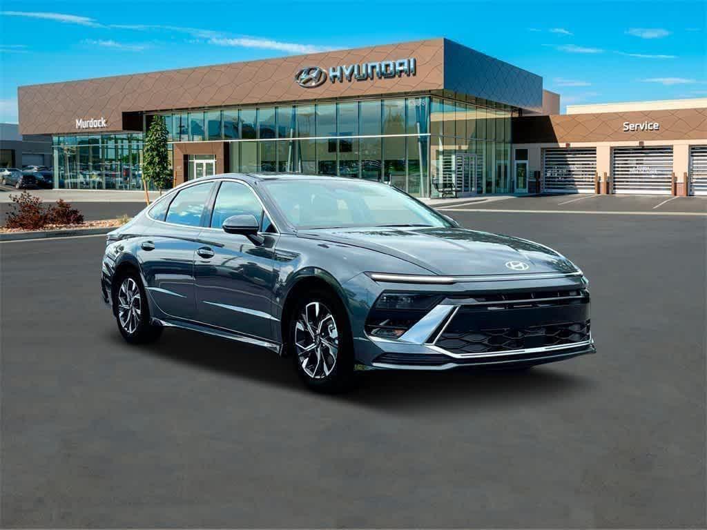 new 2025 Hyundai Sonata car, priced at $30,233