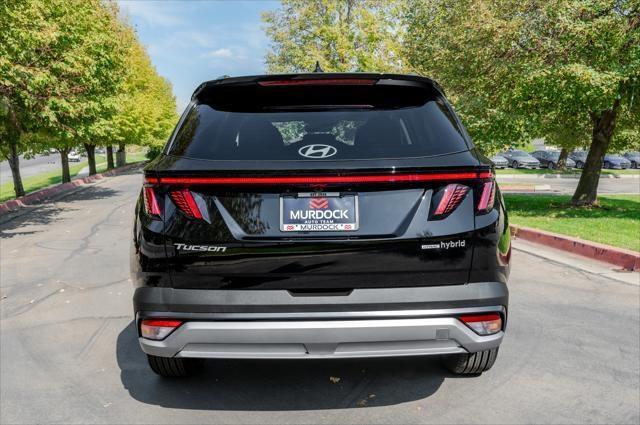 new 2025 Hyundai Tucson Hybrid car