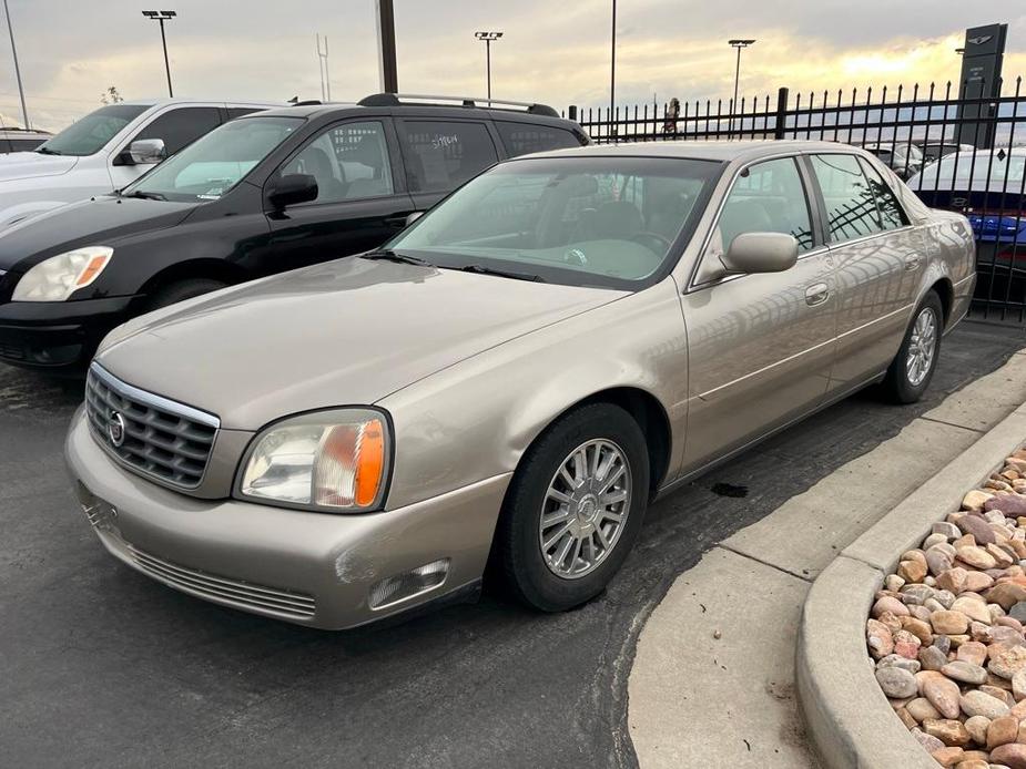 used 2004 Cadillac DeVille car