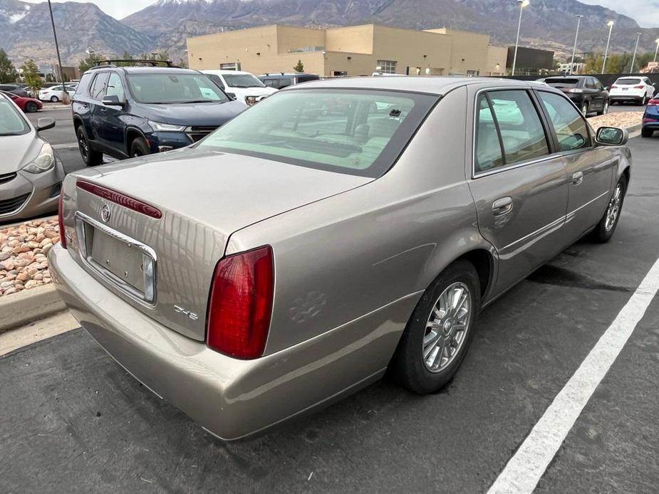 used 2004 Cadillac DeVille car