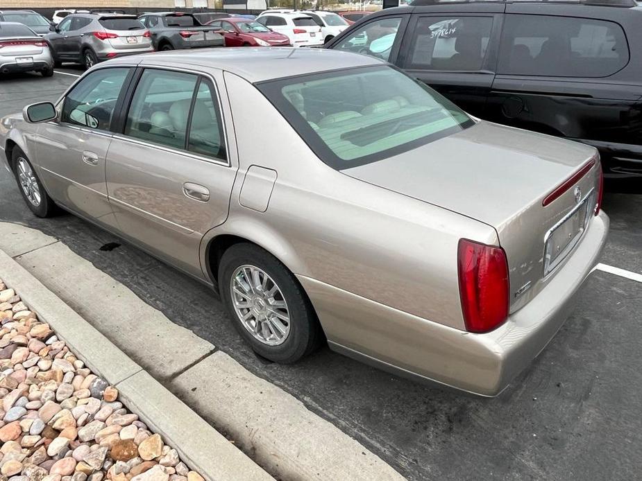 used 2004 Cadillac DeVille car