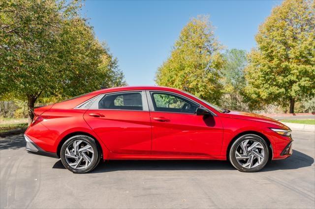 new 2025 Hyundai Elantra car, priced at $25,160