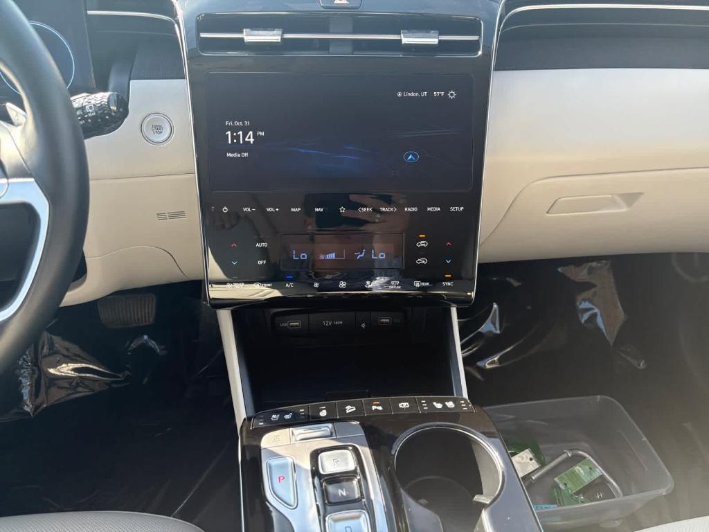 used 2024 Hyundai TUCSON Hybrid car, priced at $32,999