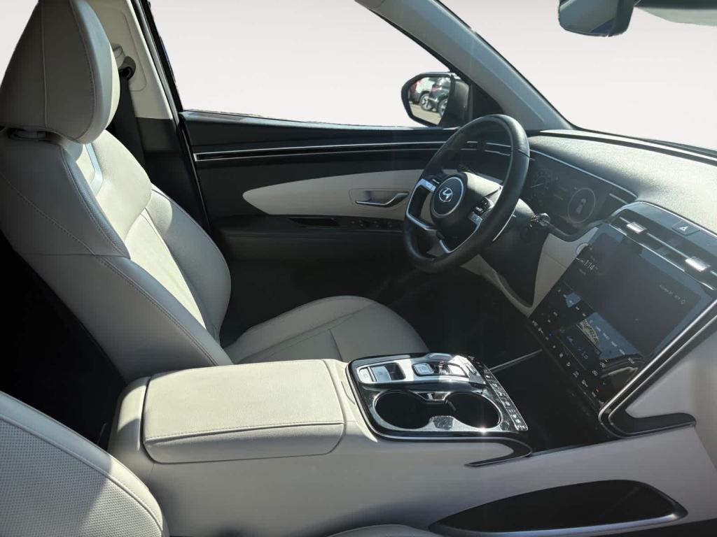 used 2024 Hyundai TUCSON Hybrid car, priced at $32,999