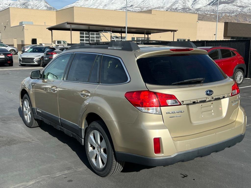 used 2010 Subaru Outback car, priced at $4,500