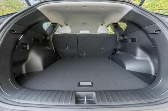 new 2025 Hyundai TUCSON Hybrid car, priced at $34,946