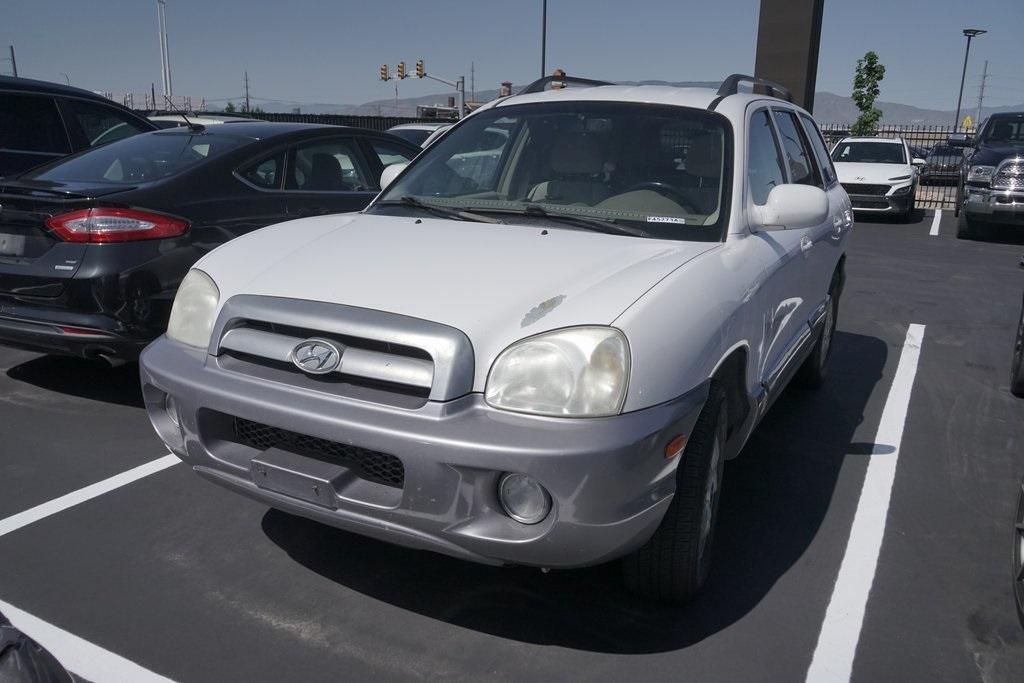 used 2005 Hyundai Santa Fe car, priced at $3,200