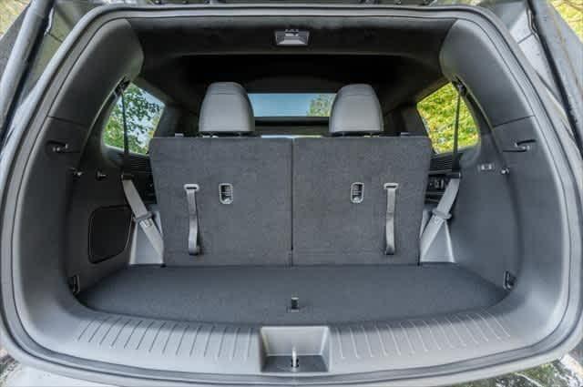 new 2025 Hyundai SANTA FE HEV car, priced at $50,929