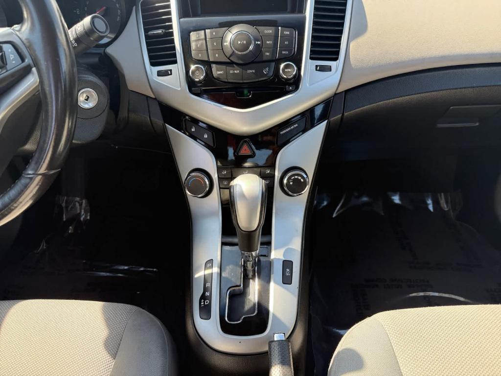 used 2011 Chevrolet Cruze car, priced at $5,900