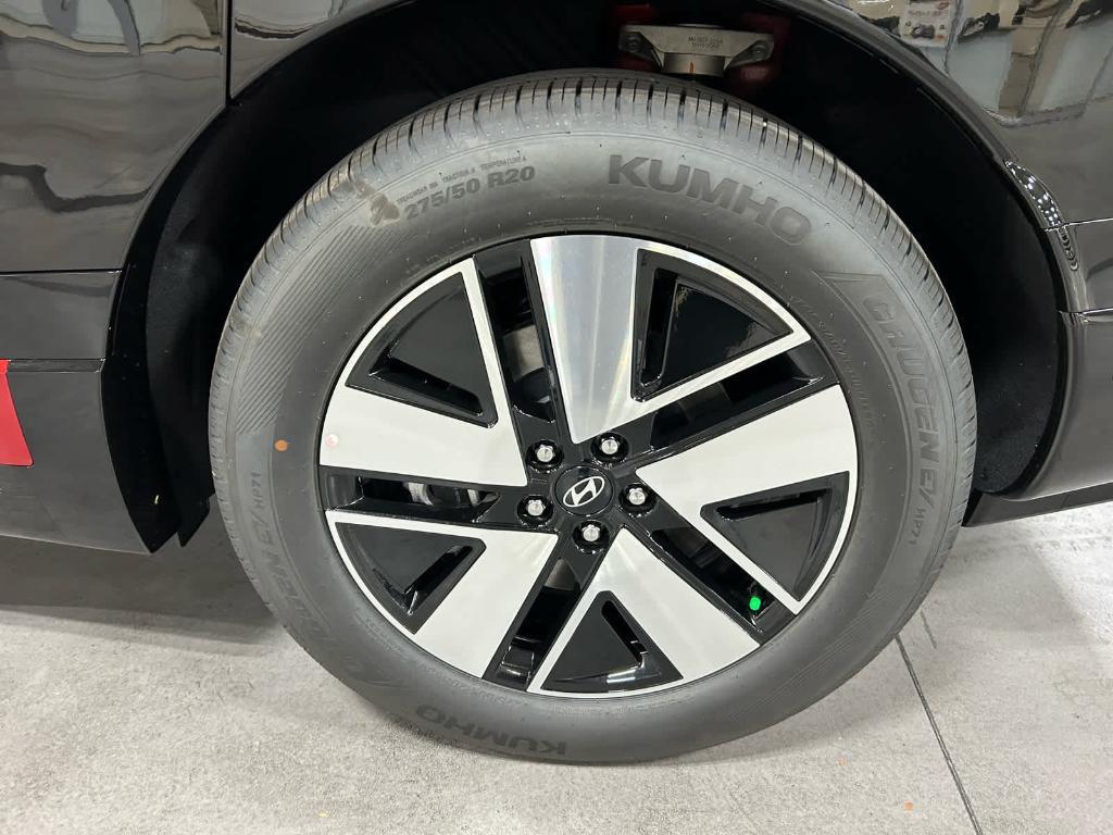 new 2026 Hyundai IONIQ 9 car, priced at $64,720