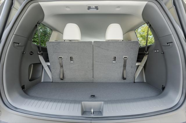new 2025 Hyundai Santa Fe car, priced at $40,755
