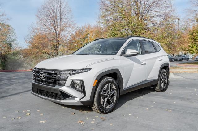 new 2025 Hyundai Tucson Hybrid car