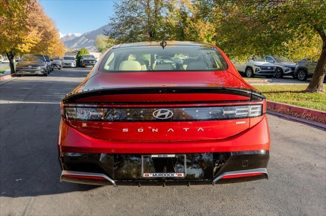 new 2025 Hyundai Sonata Hybrid car, priced at $39,625