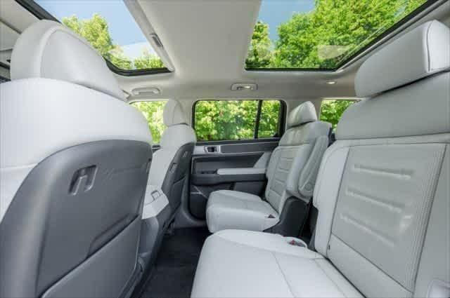 new 2025 Hyundai Santa Fe car, priced at $49,280