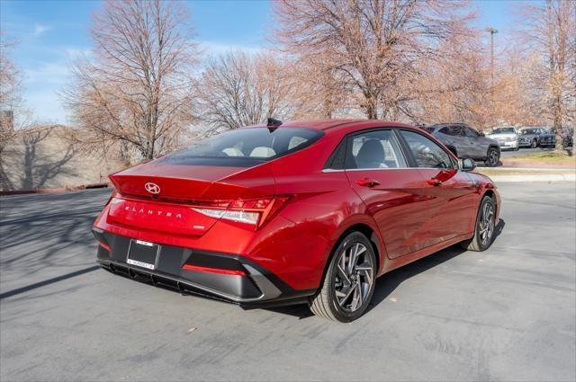 new 2025 Hyundai Elantra HEV car, priced at $31,555