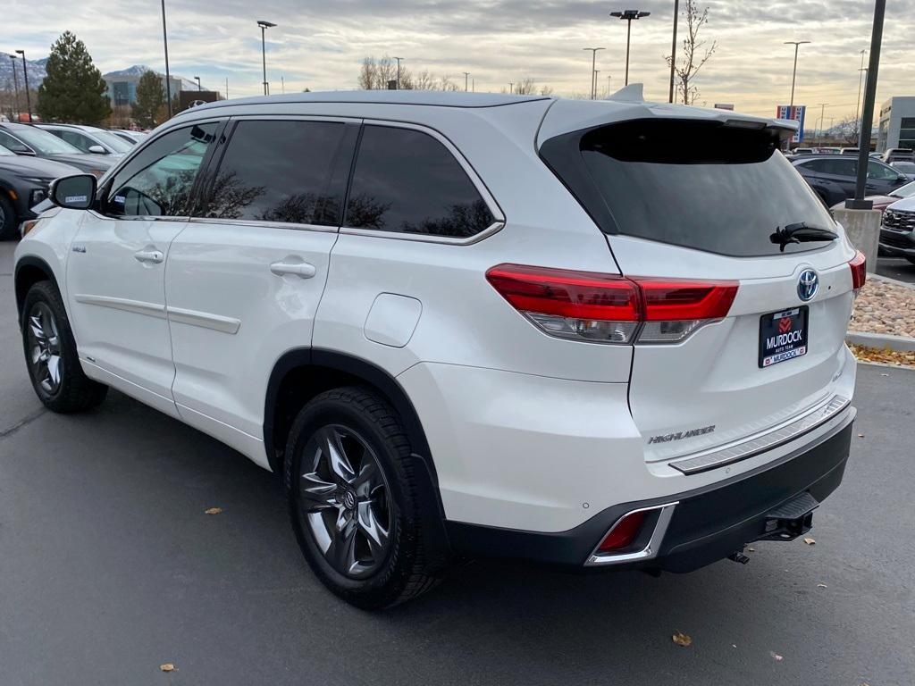 used 2017 Toyota Highlander Hybrid car, priced at $25,184