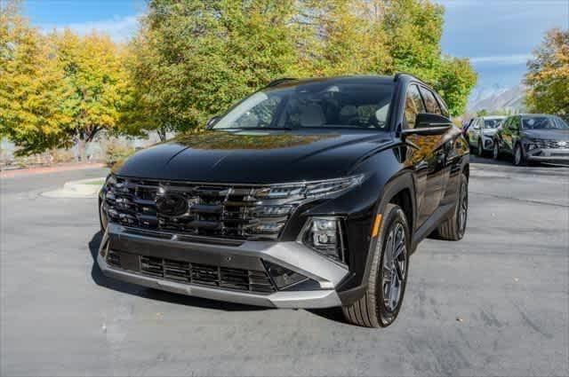 new 2025 Hyundai TUCSON Hybrid car, priced at $42,255